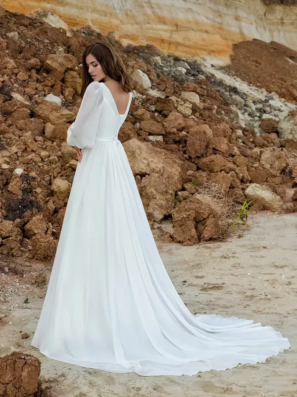 Prosty biały szyfonowe suknie ślubne Boho suknie ślubne na plażę dekolt w szpic długie rękawy szlafrok Plus Size De Mariage wykonane na zamówienie