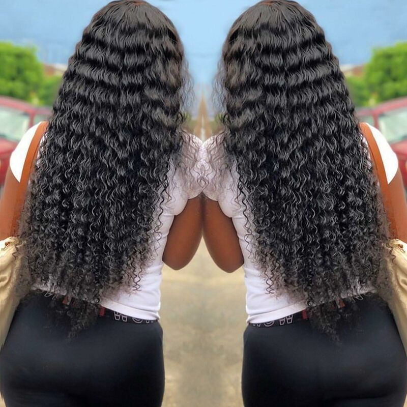 Bundel gelombang dalam rambut manusia # 1B bundel rambut manusia Brasil bundel basah dan bergelombang 100% belum diproses rambut manusia keriting Virgin