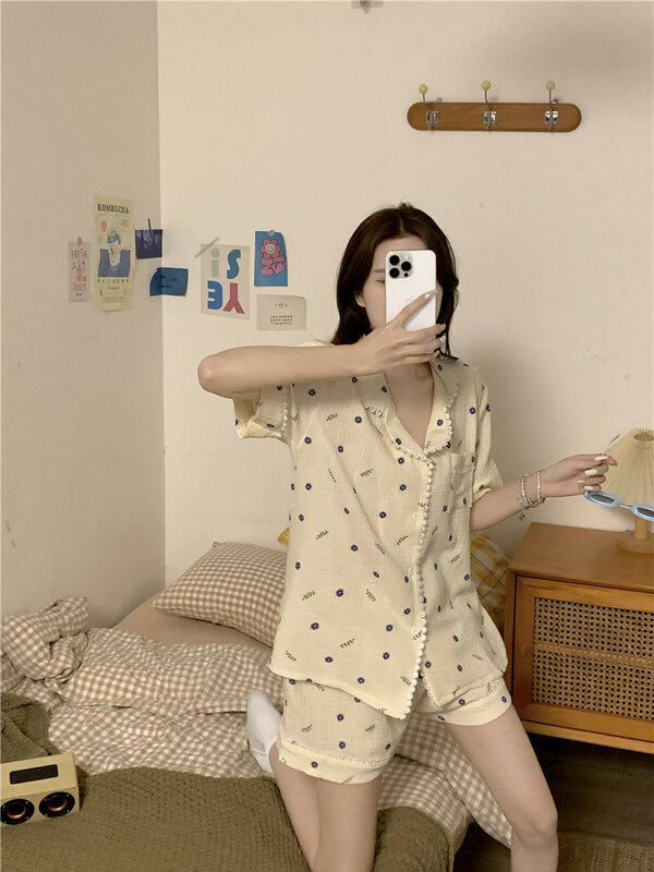 Set piyama lucu baru wanita musim panas 2024 kardigan lengan pendek motif Polka Dot kecil manis Set pakaian panjang gaya Jepang Motif