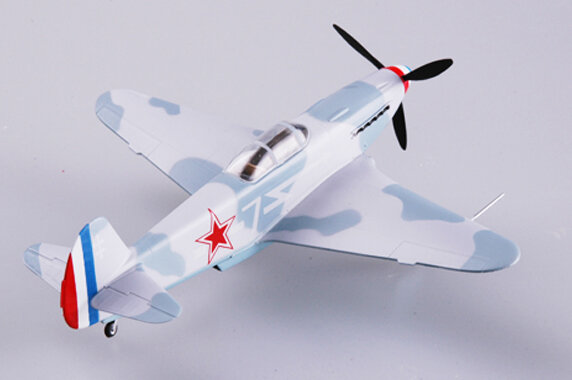 Acabado Militar estático plástico Modelo, Acabado Coleção Presente, Soviética Yak-3, 1st Guards Fighter, Divisio montado, 37229, 1, 72
