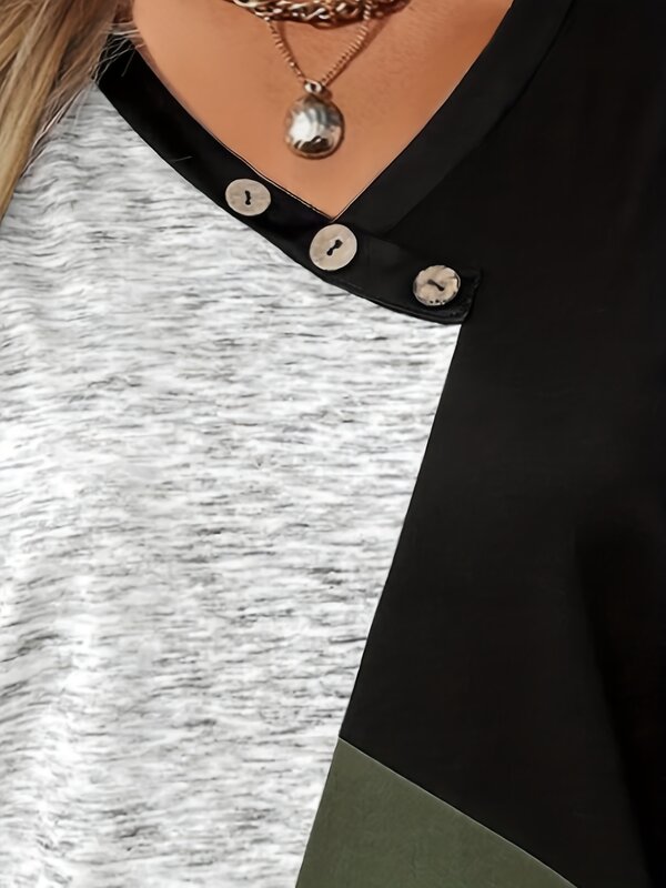 Plus Size Casual Top, Women's Plus Colorblock Button Decor V Neck Cap Sleeve Top