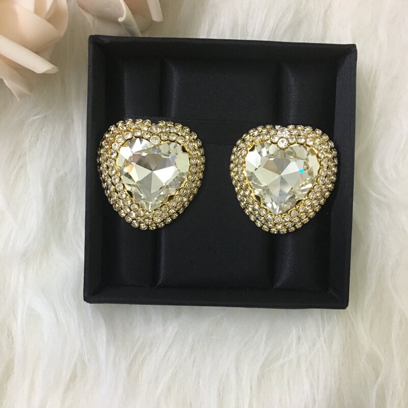 Earrings Personality Fashion Temperament Light Luxury Heart-Shaped Ear Clip Two Colors For Women Aretes De Mujer Pendientes