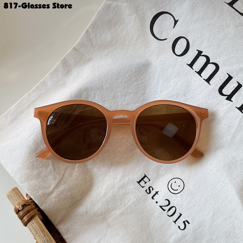 Óculos pequenos redondos para mulheres, óculos vintage da moda, nova moda, 2024