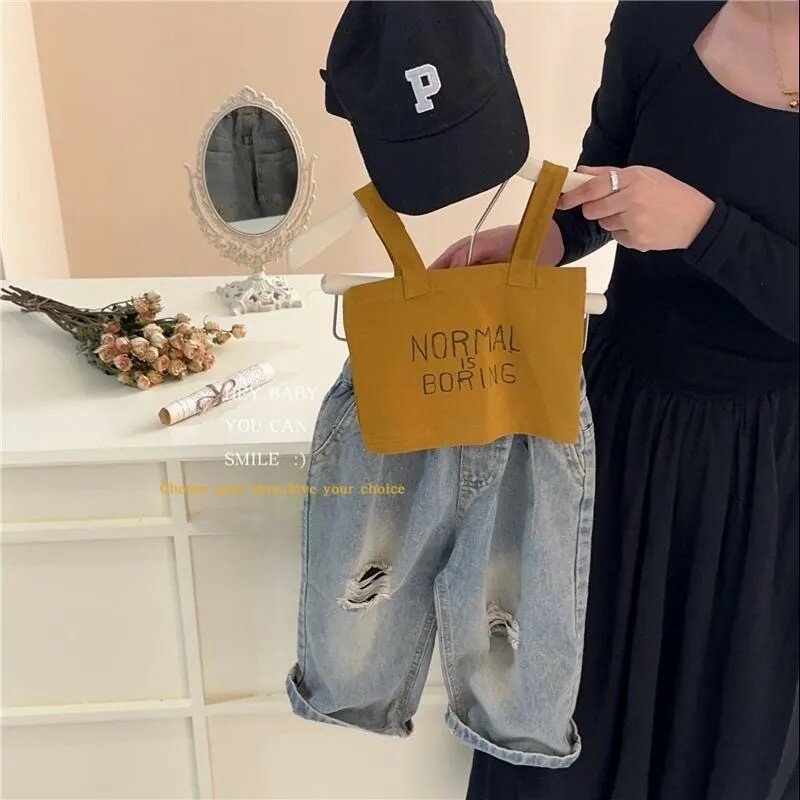 Baby and Girls Clothes Set Summer New Korean Children's Western Style Sling T-shirt with Perforated Jeans 2-piece Set