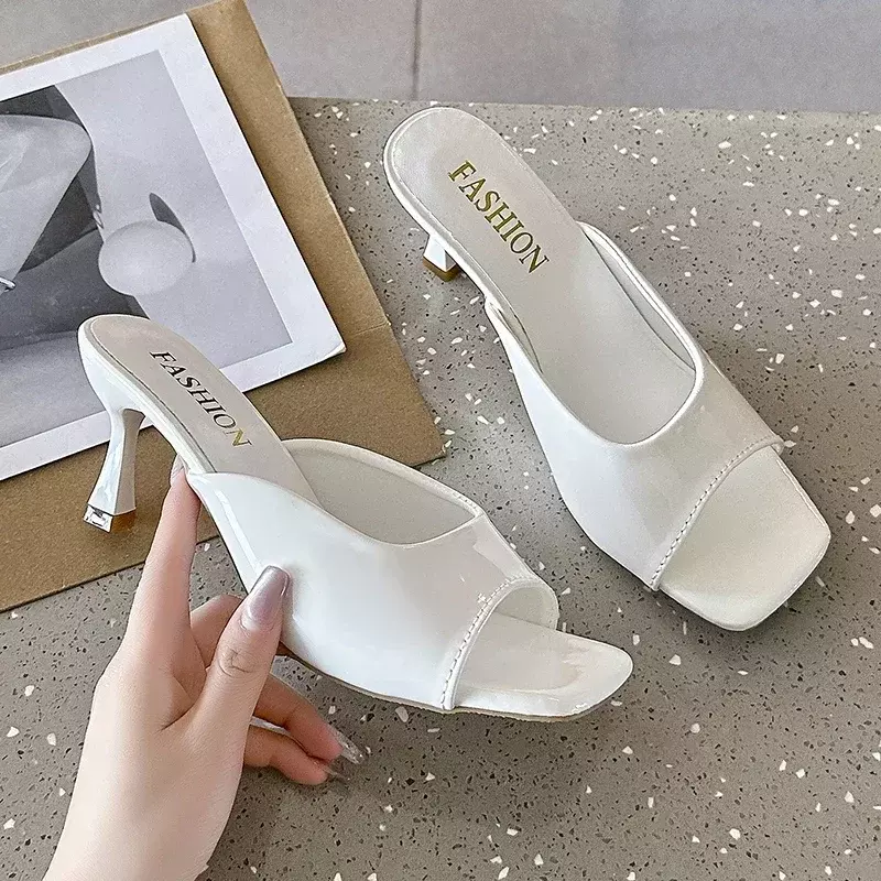 Sandal wanita, sepatu Stiletto jari persegi Solid mode baru musim panas 2024 untuk wanita nyaman mulut dangkal sandal hak tinggi