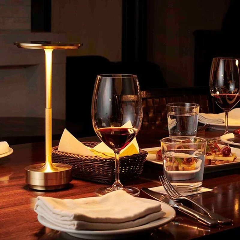 Металлическая Беспроводная настольная лампа, приглушаемый светильник для ресторана, бара, освещение для создания атмосферы в стиле ретро, портативная простая настольная лампа с сенсорным управлением и USB-зарядкой