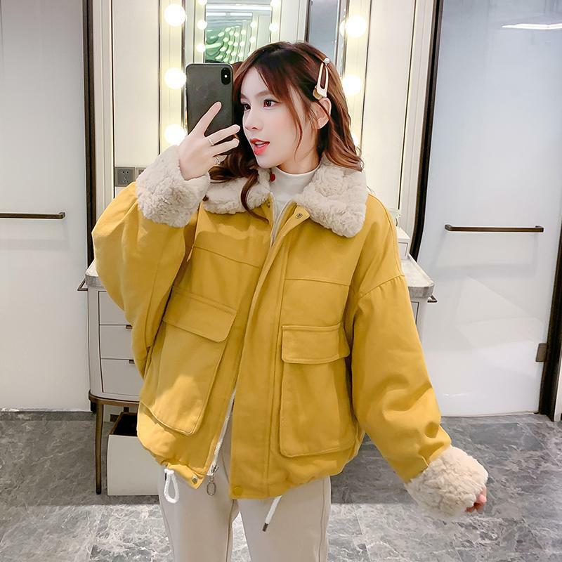 Giacca in lana di agnello Cashmere donna inverno 2023 nuova moda versione coreana cappotto in cotone con pane addensato sciolto e Versatile