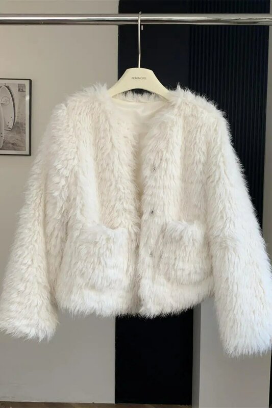 Faux Fur Long Sleeve O Neck Pockets Jacket For Women Winter Single Breasted Loose Outwear Lady Streetwear Faux Wool Outwear