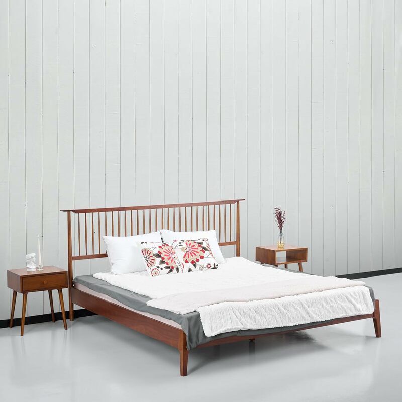 NTC Rubi rangka tempat tidur kayu dengan sandaran kepala, dibuat dari kenari, kayu karet dengan bilah sunyi dan penyangga tengah kayu,