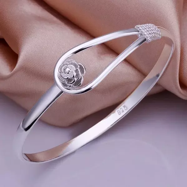 Pulseira de cor prata para mulheres, moda menina bonito, qualidade nobre, charme feminino, pulseira de fivela flor, presente de Natal