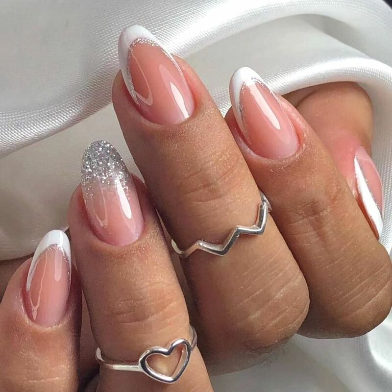 24 pezzi unghie finte a mandorla corta balletto francese argento bordo bianco unghie finte premere sulle unghie Manicure fai da te punte per unghie rimovibili