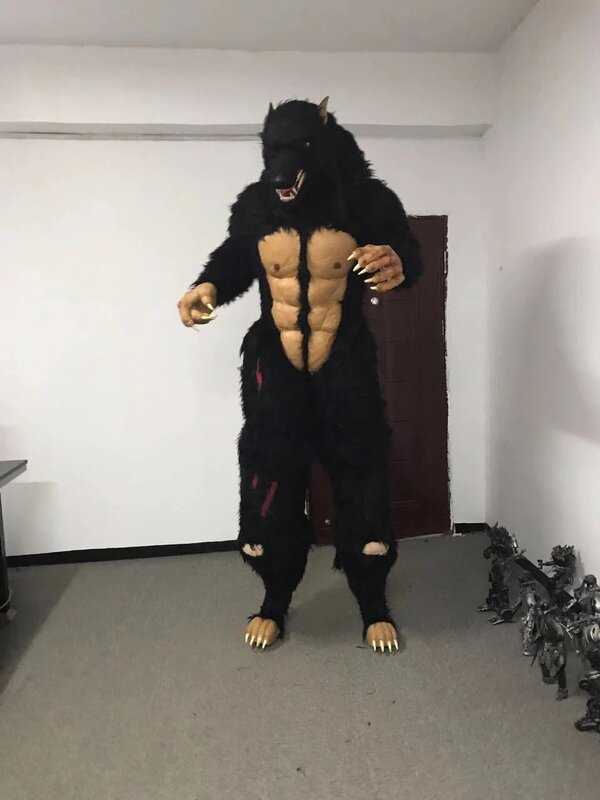Le persone reali indossano 2.5 metri di lupo mannaro cosplay doll Wolf man costume movie props anime grande evento costume