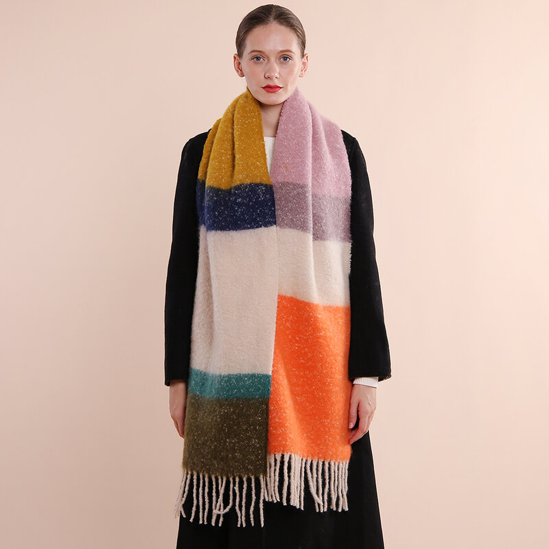 2023 Winter Frauen neue Regenbogen Farbe Nachahmung Kaschmir Schal verdicken, um warm Quaste Farbe blockierende Streifen Kragen langen Schal zu halten