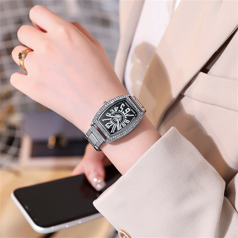 Luxe Horloges Quartz Horloge Mode Tonneau Wijzerplaat Casual Horloges Voor Vrouwen Часы Женские Наручные Relogios Feminino Montre Femmes