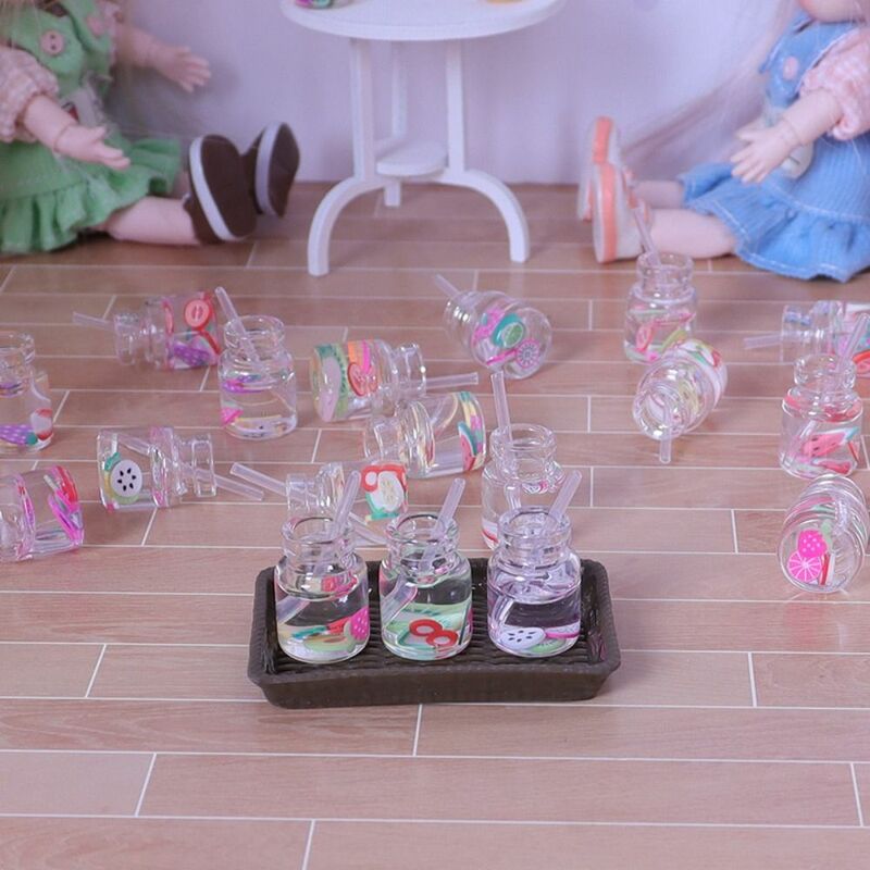 Resina copo com palha de frutas para casa de boneca, mini copo, 3d, bonito, miniatura, bebida, modelo bebida, bjd, boneca, cozinha