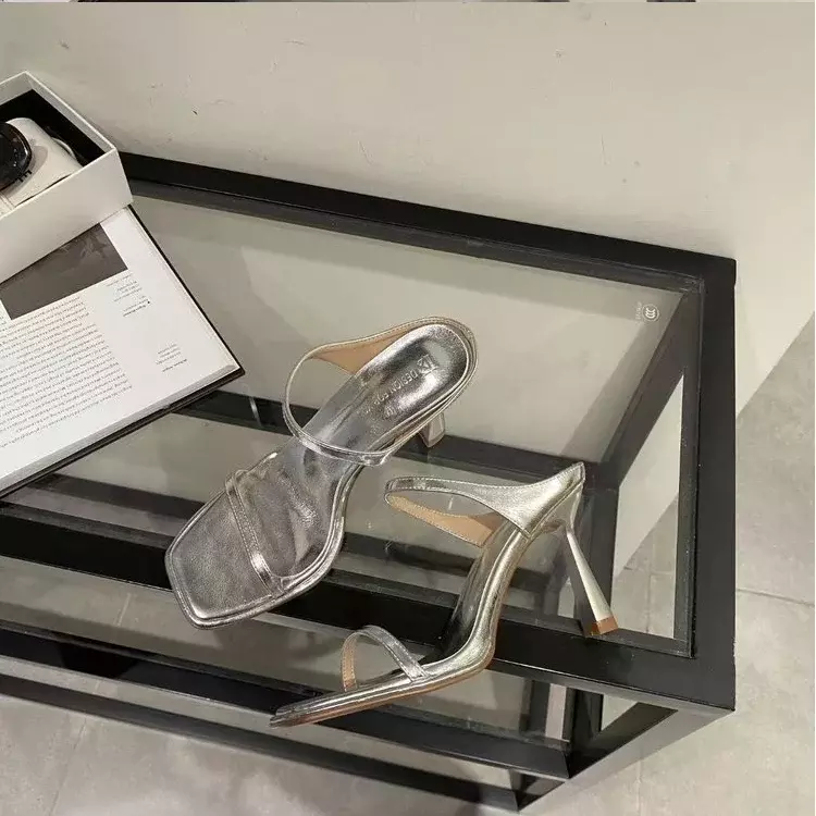 Sandal wanita hitam/perak selop seksi untuk wanita sepatu hak tinggi tipis Pump pesta musim panas sandal kantor meluncur pita sempit