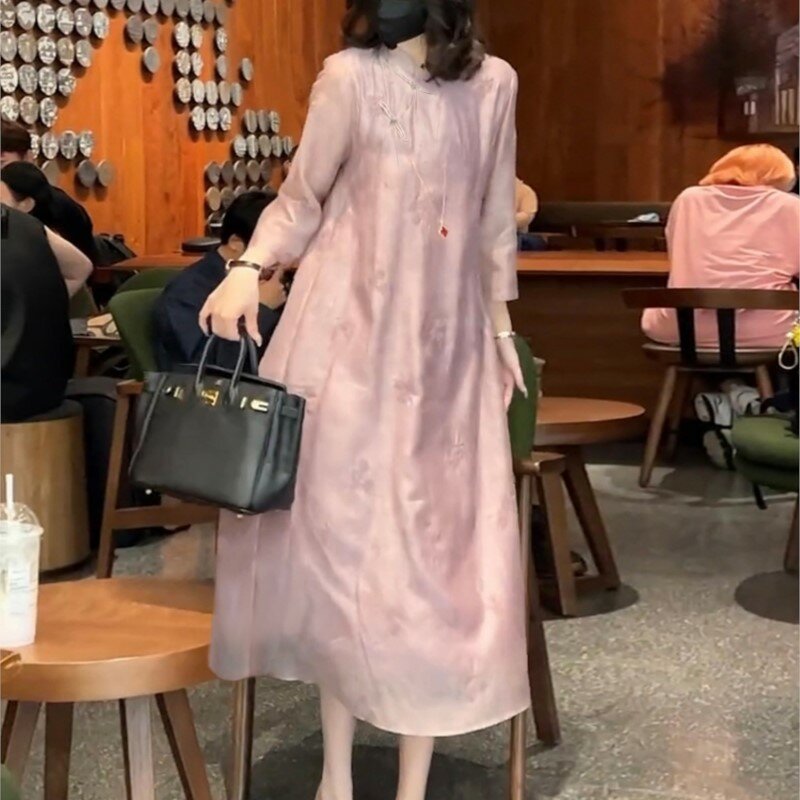 Однотонное женское платье с вышивкой в новом китайском стиле Ципао