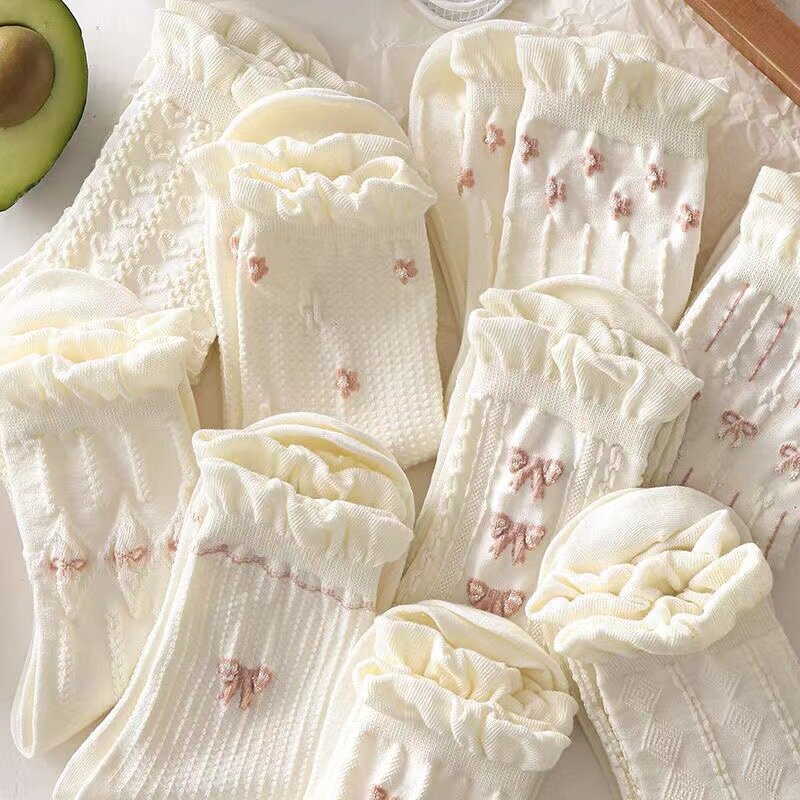 Simple White Socks Versatile Lovely Bowknot Small Flowers Women's Medium Tube Socks kawaii Harajuku jk Lolita Girls Cotton Socks