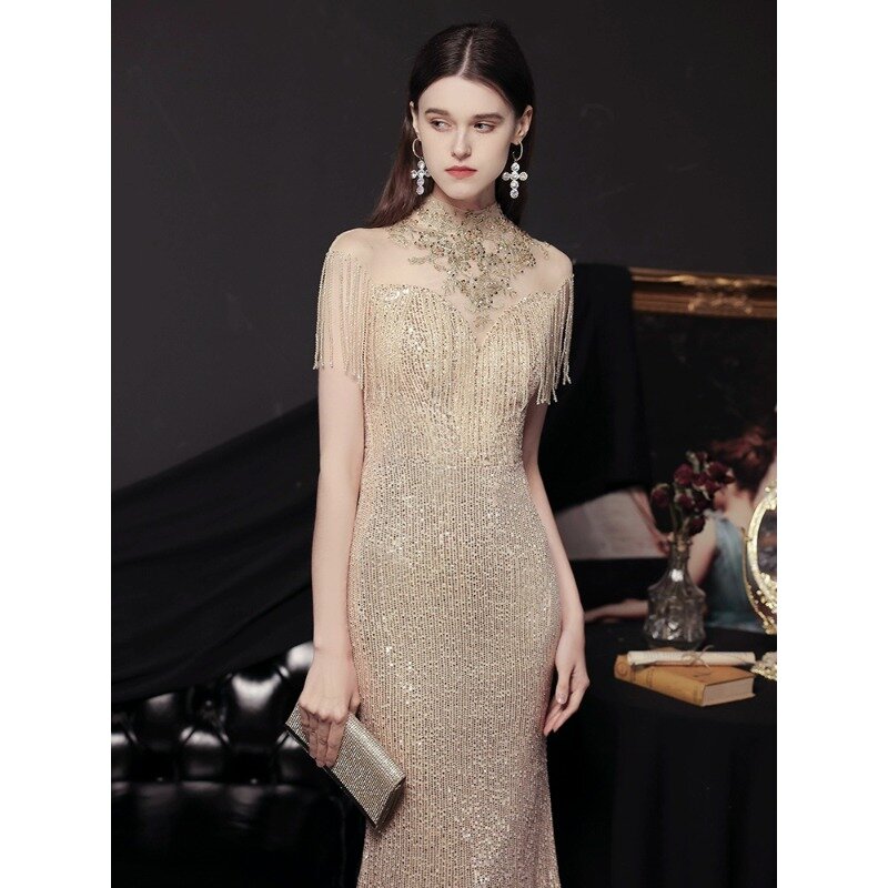 Gaun Prom gaun panjang ekor ikan emas elegan kelas atas gaun malam desain rumbai wanita gaya baru 2024