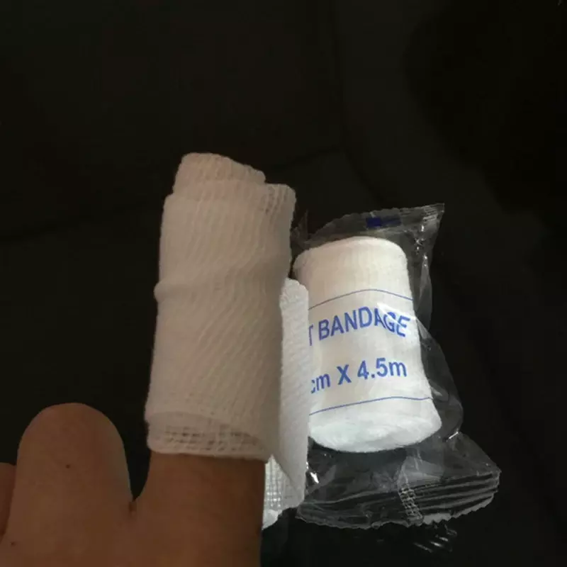 10 sztuk/partia medyczne bandaże elastyczne pierwszej pomocy w nagłych wypadkach bawełniane opatrunki do pielęgnacji ran plastry gazy paski samoprzylepne plastry