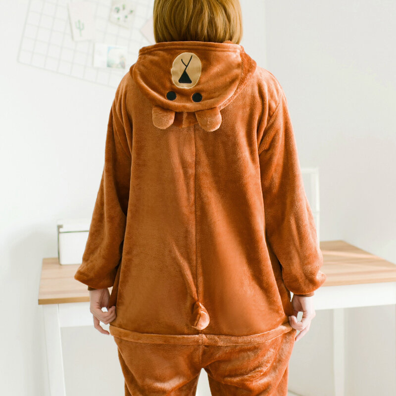주머니가 달린 다크 브라운 곰 동물 점프수트 잠옷, 세련된 개성, 스포티하고 즐거운 겨울 플러시 홈웨어