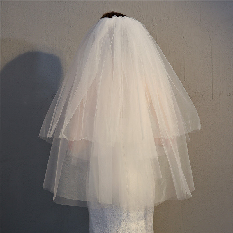 جميلة الأبيض العاج الدانتيل الترتر طبقتين قصيرة الحجاب الشعر كومز للكنيسة العروس الزفاف حفلة أغطية الرأس إكسسوارات الشعر