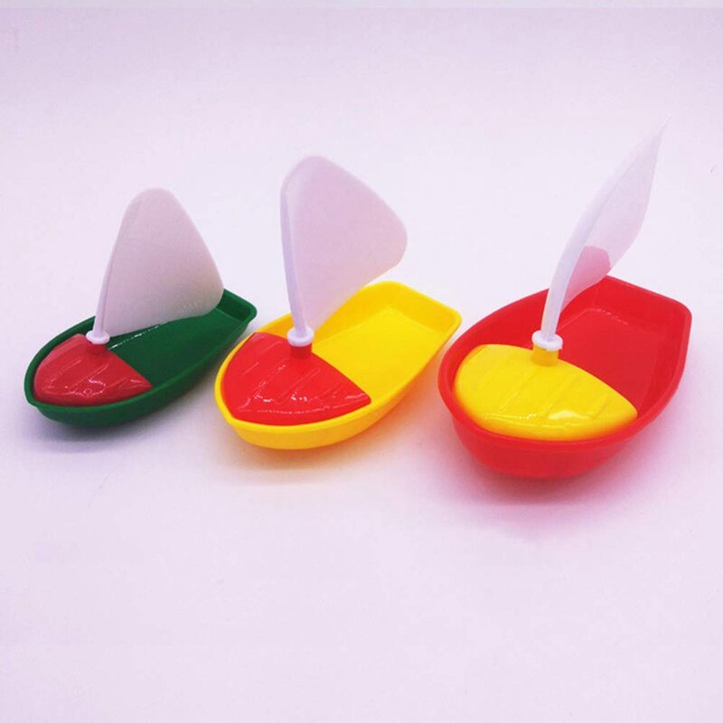 Multicolor vela barco brinquedos, banho veleiros de plástico, banheira, tamanho pequeno e médio, 3pcs
