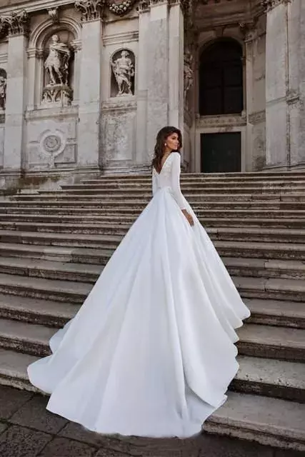 Satynowe suknie ślubne z długimi rękawami bez pleców szata de marie suknie ślubne suknia dla panny młodej vestido de novia biała kość słoniowa