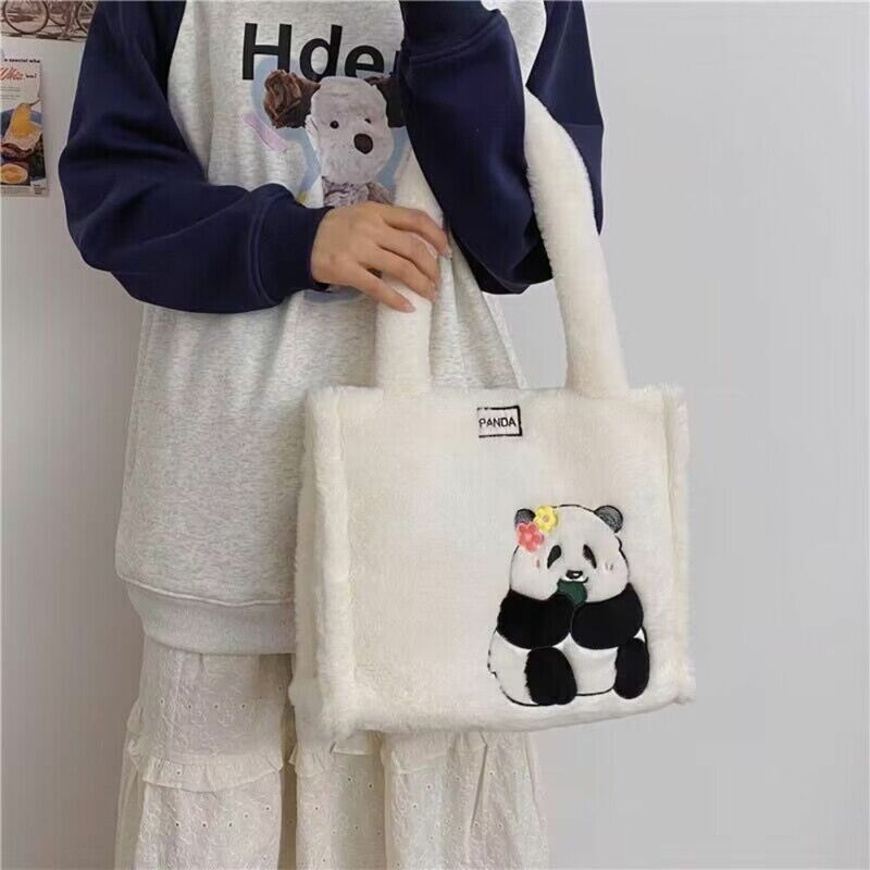 Zaino in peluche Panda ad alta capacità zaini in peluche di alta qualità borsa a tracolla regolabile con fiori di Panda