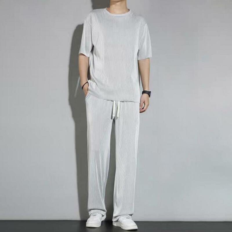 メンズ半袖カジュアルTシャツとパンツ,ルーズなストリートウェアのセット,プリーツ,韓国のファッション,夏,2023