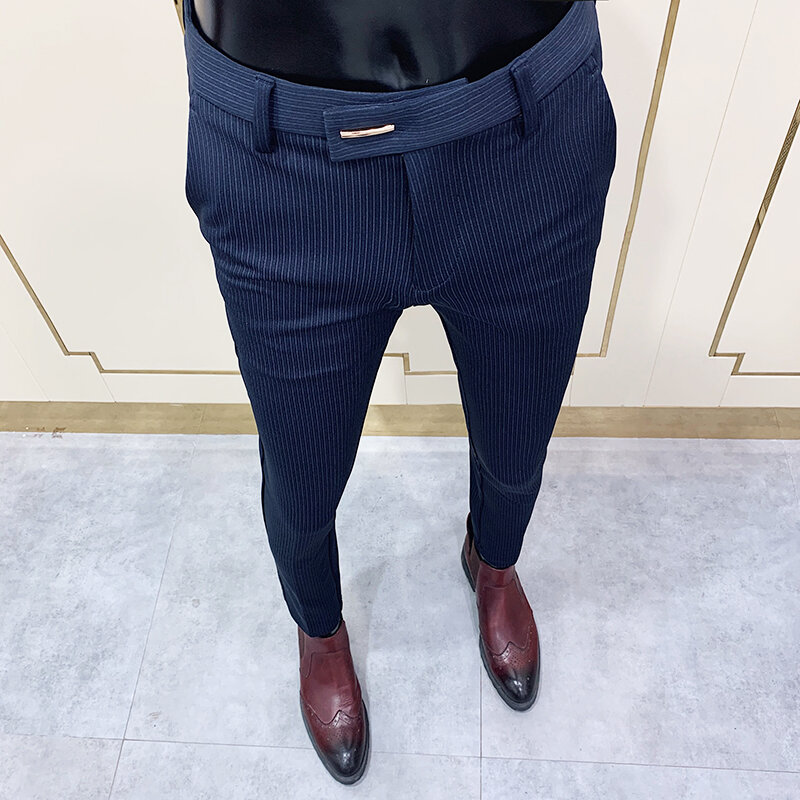 Pantalones de traje a rayas para hombre, Pantalón de vestir informal, ajustado, coreano, elegante, Formal, para fiesta, oficina y negocios, alta calidad, 2024