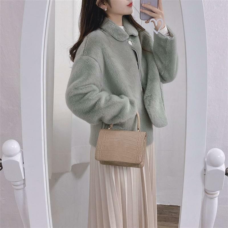 Mantel bulu palsu Wanita Mode Korea, mantel kantor wanita bulu palsu, mantel pendek musim gugur musim dingin, desain hangat ringan