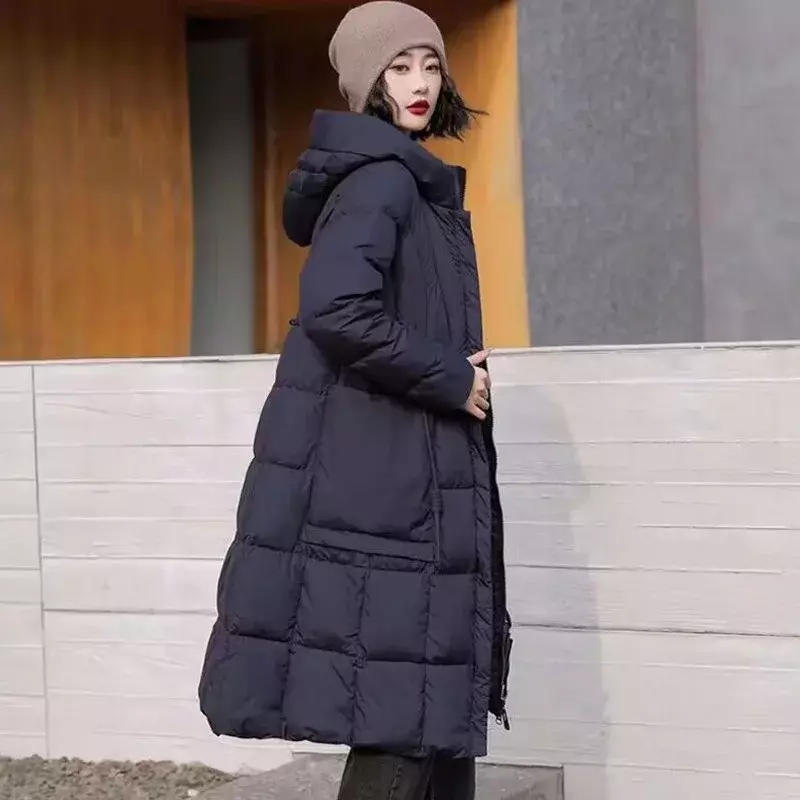 Zimowa nowa damska kurtka puchowa z kapturem średniej długości z grubą białą płaszcz z kaczego puchu na ciepłą i modną damską płaszcz na śnieg damską