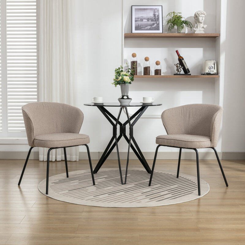 Elegantes Set aus 2 Esszimmers tühlen aus leichtem Kaffee-Boucle-Stoff mit schlanken schwarzen Metall beinen; stilvolle und bequeme Sitz option fo