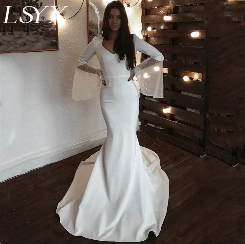 LSYX-vestido de novia acampanada de manga larga con cuello en V para mujer, vestido de novia con cuentas de crepé, corte trasero, hecho a medida