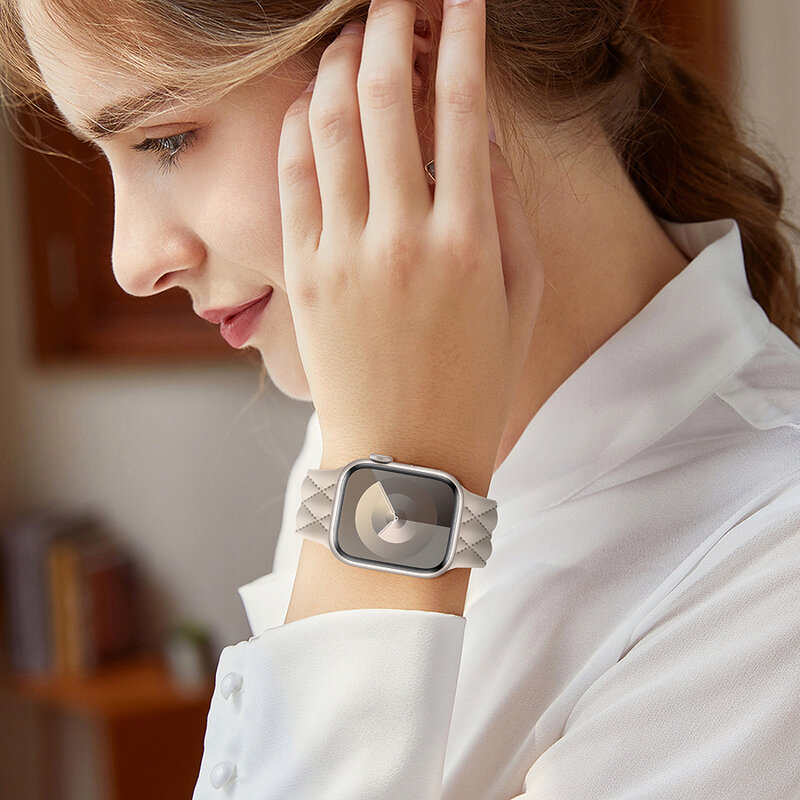 Ремешок силиконовый для Apple Watch Band 42 мм 44 мм 45 мм 41 мм 49 мм 40 мм, плетеный браслет correa iwatch Series 8 9 SE 7 6 5 4 3 Ultra