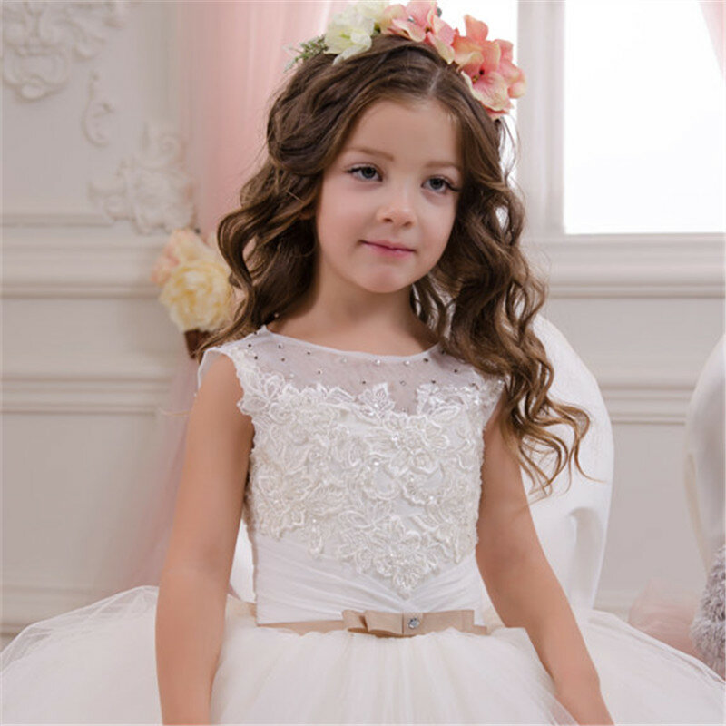 สีขาวเด็กชุดเดรสเพื่อนเจ้าสาวสำหรับดอกไม้แขนยาวลูกไม้ลายดอก Tulle สายชุด Appqulies งานแต่งงาน