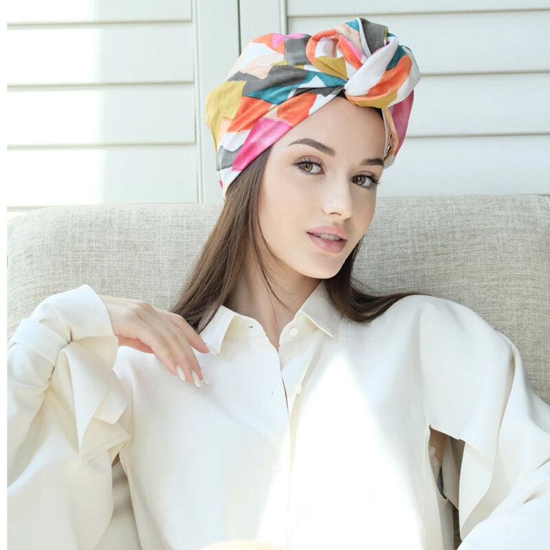 2023 francese Vintage Twist turbante cappello moda femminile cotone Bandana fascia copertura dei capelli delle donne Cap stampa floreale Lady Head Wraps