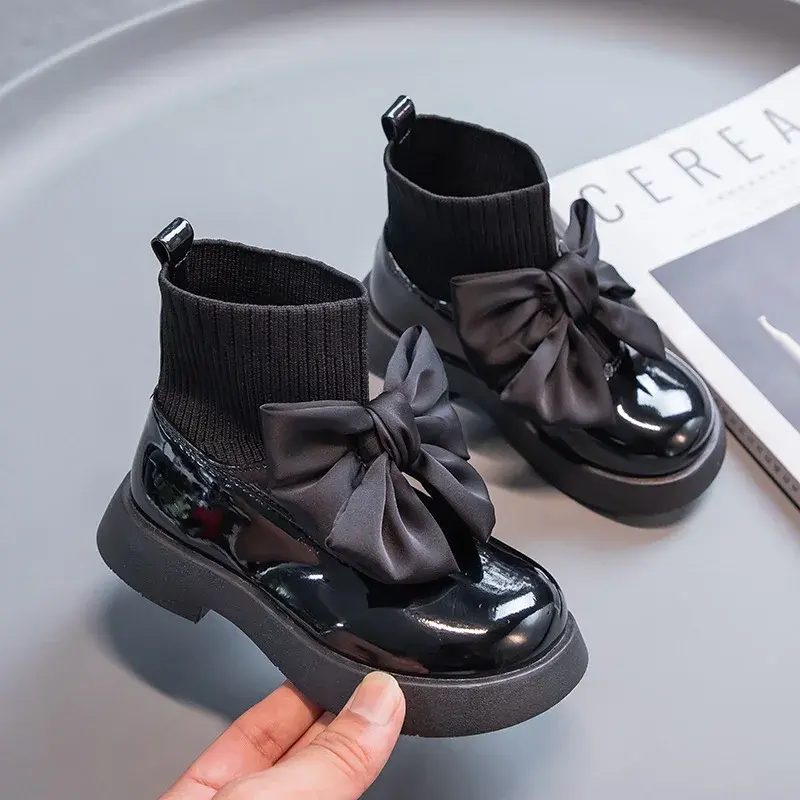 Botas de Pu con lazo negro para niños, zapatos de calcetines para niñas, botas individuales para niños, zapatos de princesa para niños, moda de otoño e invierno, J34