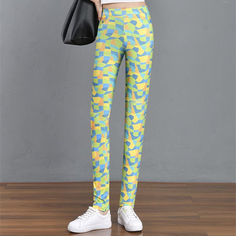 Fashion Printing 2024 Summer Dress New Joker Slim Wear Ladies High-End Flower Pants Female Slim Temperament Pants Women