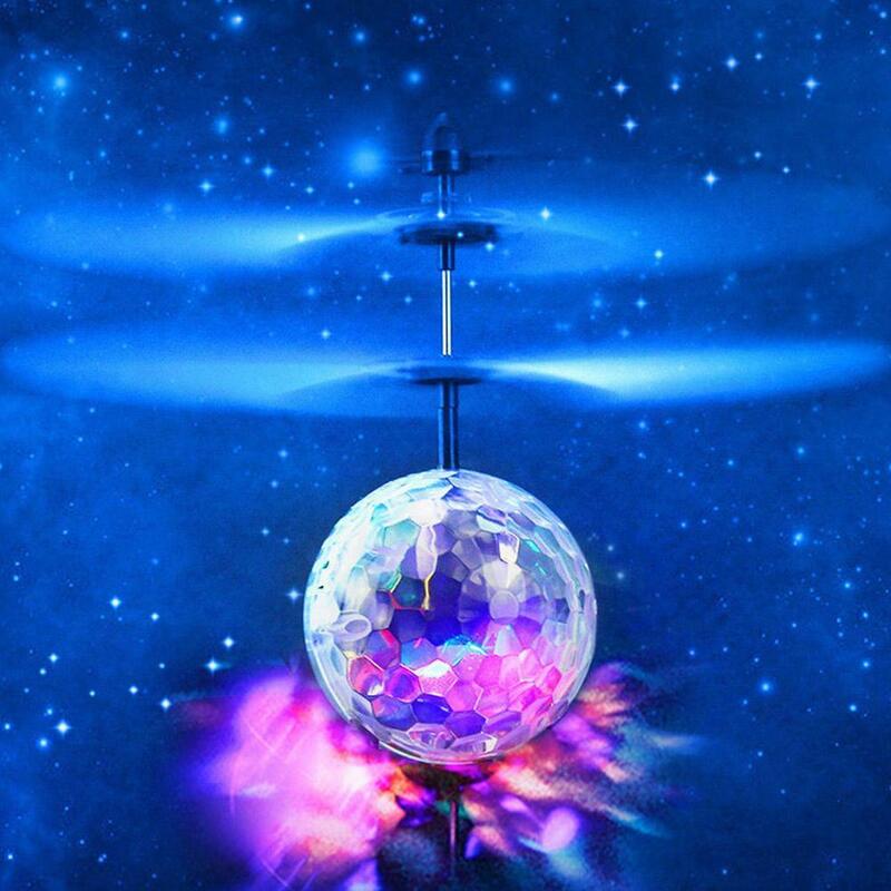 Sfera di cristallo a induzione per aerei a induzione con sfera sospesa colorata palla volante con sospensione a induzione giocattolo regalo di compleanno intelligente