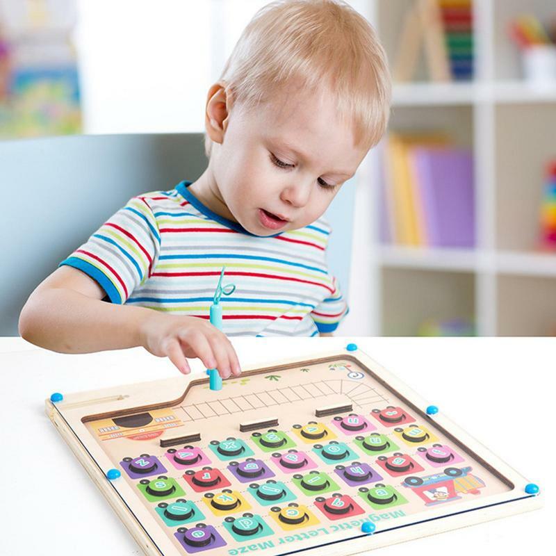 Magnetyczna tablica alfabetyczna drewniana tablica do labiryntu z literami labirynt magnetyczny zabawki edukacyjne z rozpoznawaniem kolorów sortowanie pasujące do