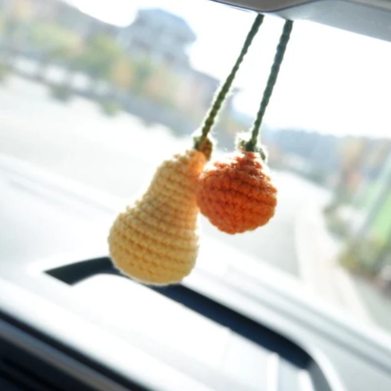 Nouveauté mignon fruits voiture décor tissé à la main tricoté pendentif Portable voiture décoration cadeaux, porte-clés, sac à main suspendu, voiture fête faveur