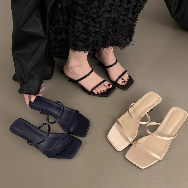Sapatos de dedos abertos com alça fina para mulheres, sandálias de cunha simples, cabeça quadrada, chinelos romanos sexy de salto alto, chinelos azuis, chinelos, 2024