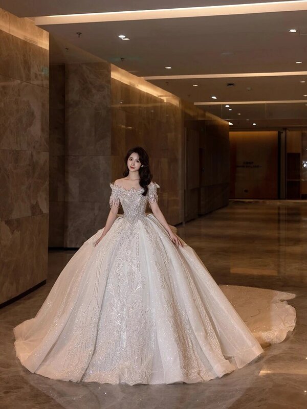 Vestido de noiva personalizado fora do ombro com Beading, Vestidos de baile princesa nupcial, Vestido de noiva luxuoso, Novo, 2024