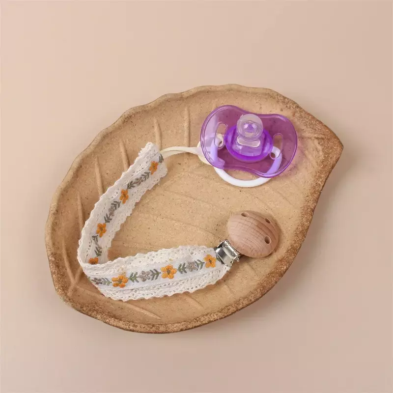 Cordón de Clip de chupete de haya con cadena de prevención de caída, accesorios de bordado para bebé INS