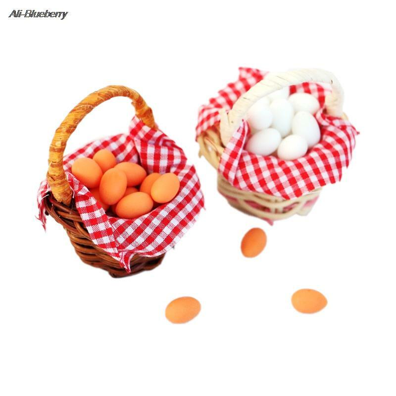 1 zestaw 1:12 miniaturowy domek dla lalek koszyk na jajka w czerwoną kratę ramka na jajko z kaczki do kuchni do jedzenia Model udająca zabawkę akcesoria do domku dla lalek