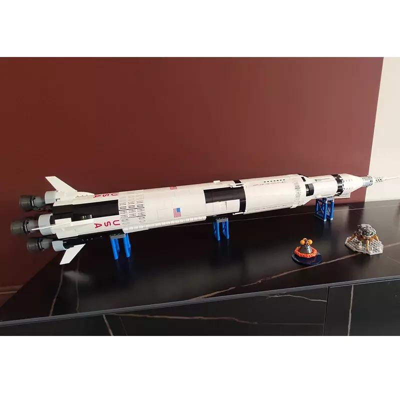 The Apollo Saturn V 92176 Building Blocks Space Rocket Idea Series Bricks Educational Toys For Children Birthday Xmas Gifts