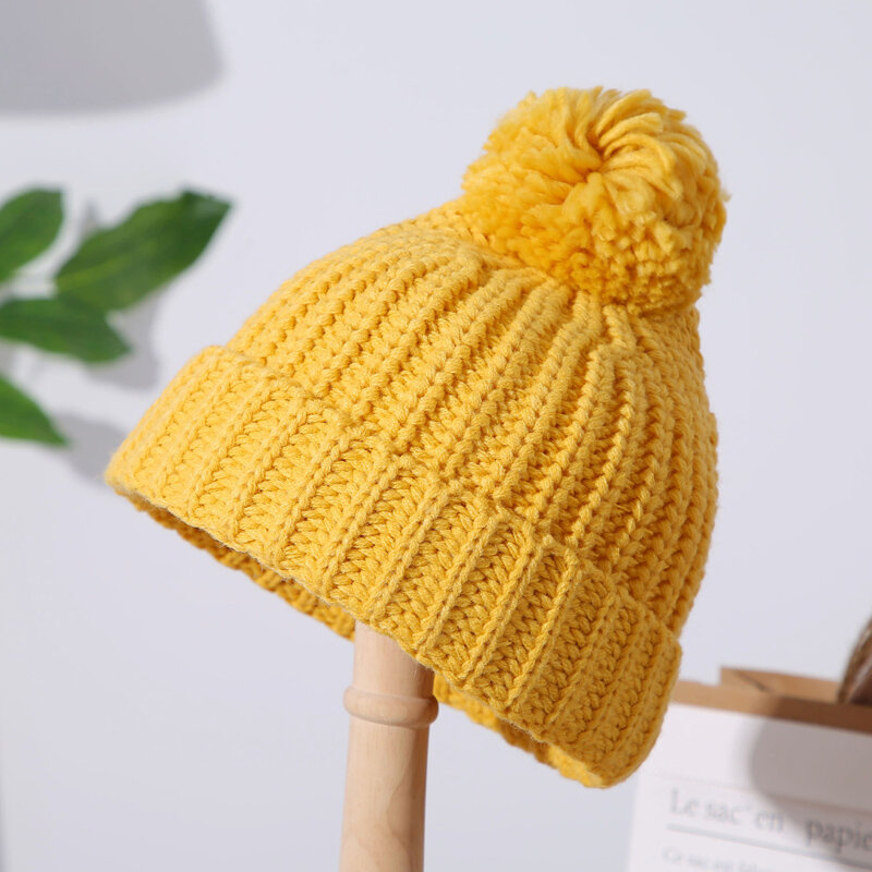 6 Colors Children Knitted Hat Cute Soft Thickened  Beanie Warm Winter Hat Suitable for Girls Boys Knitted Yarn Ball Cat