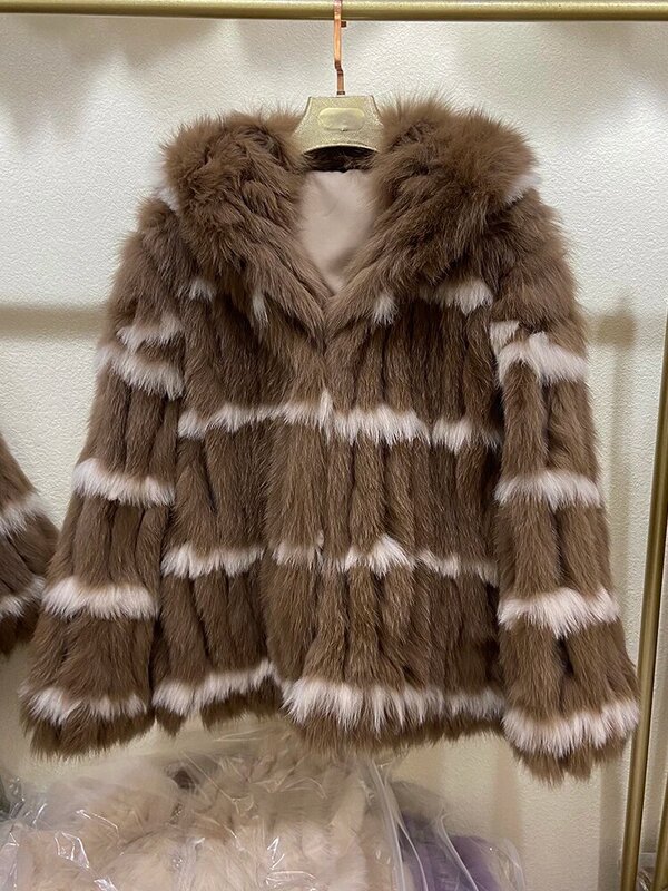 女性の毛皮のフード付きコート,厚くてふわふわのキツネの毛皮のコート,冬に最適,さまざまな色